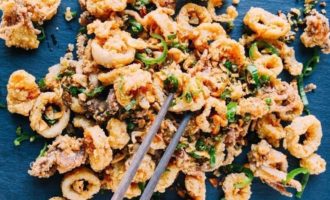 ⏰ смажені кальмари з часником на сковороді: рецепт з покроковими фото